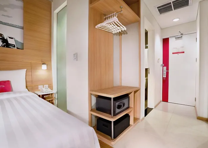 Fave Plus Hotel Palembang